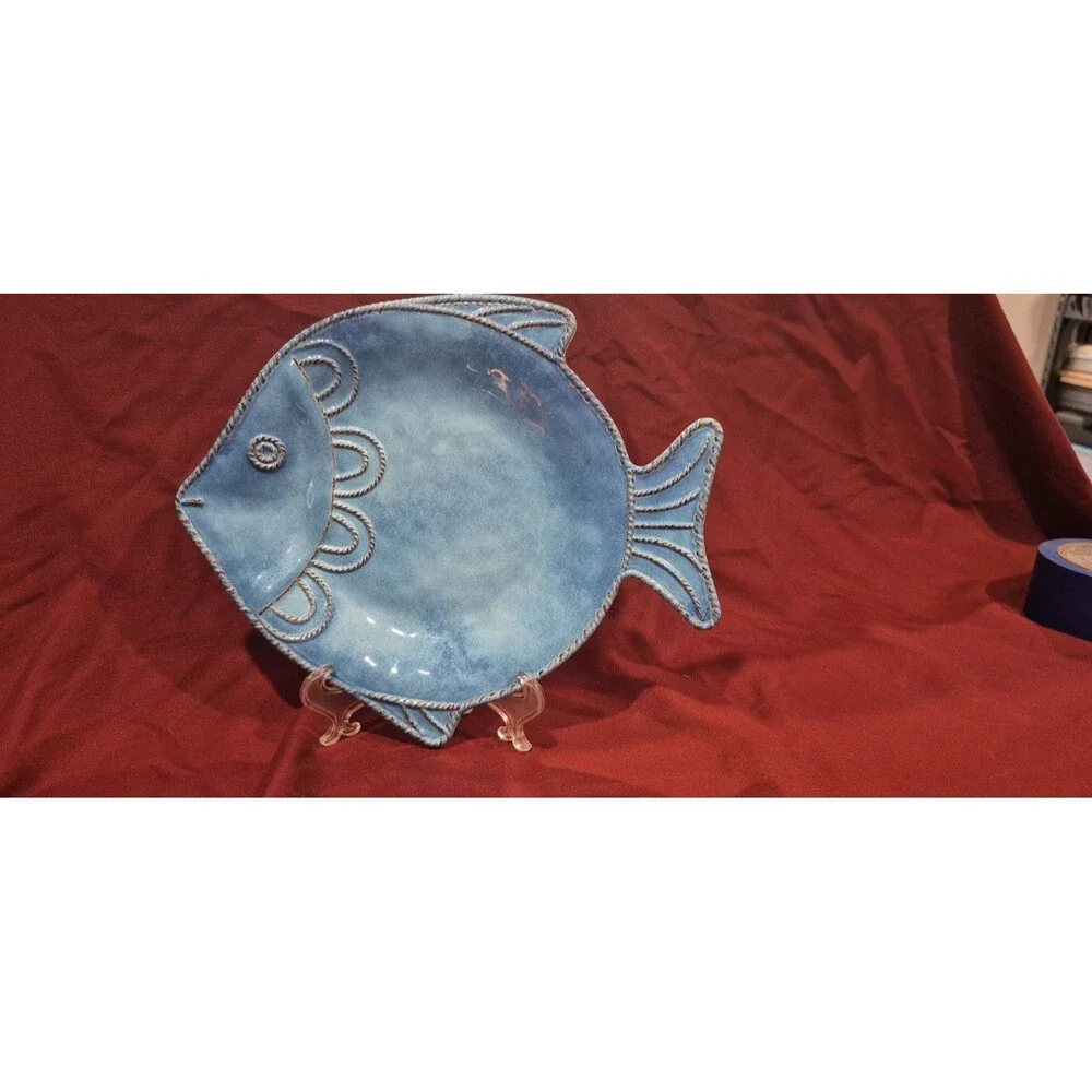 New Pier 1 Melamine blue FISH Plate 9.75”x8.5” Home Decor Lake House Shelf Sit